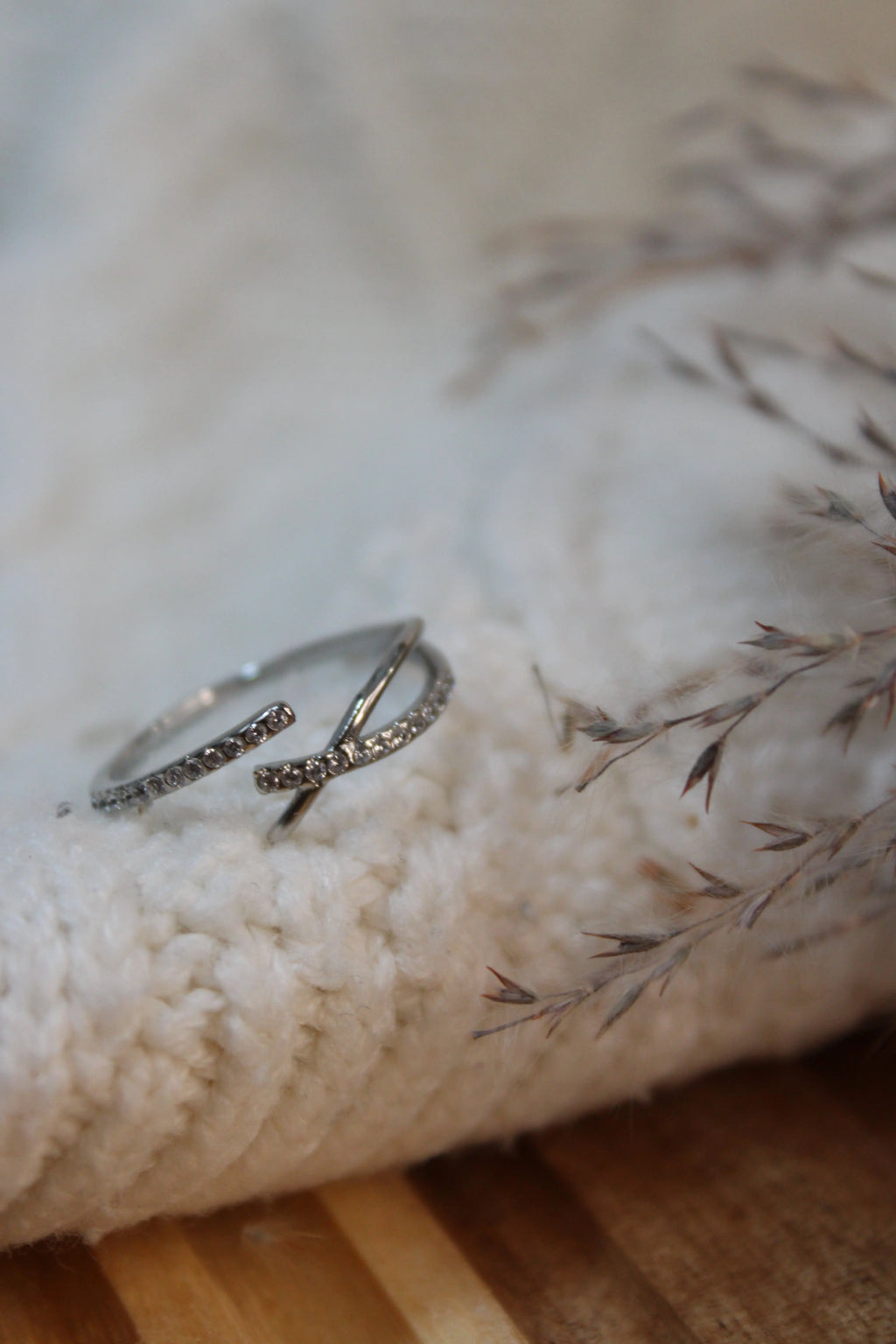 Bague LINA Ajustable Acier Inoxydable 3 Brins Croisés Strass – Fini Or ou Argent - Les Créations De Loly