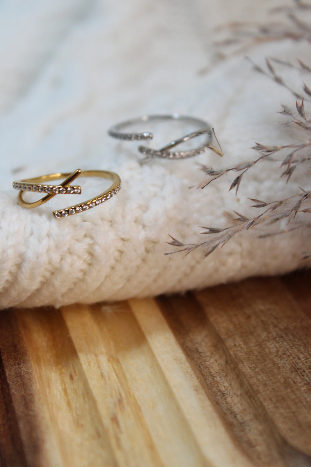 Bague LINA Ajustable Acier Inoxydable 3 Brins Croisés Strass – Fini Or ou Argent - Les Créations De Loly