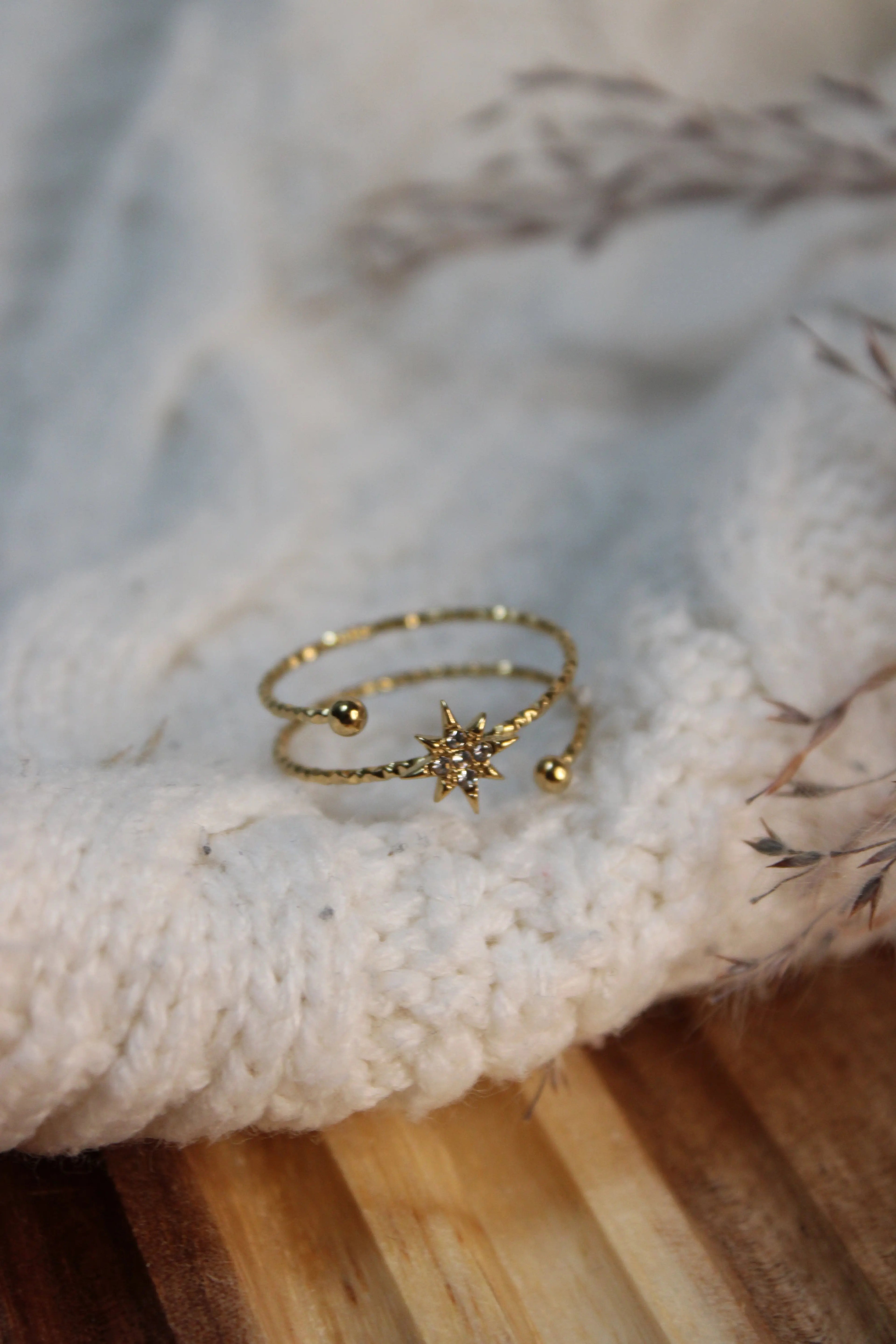 Bague ISYS Ajustable en Acier Inoxydable • Étoile Strass • Résistante à l’Eau - Les Créations De Loly