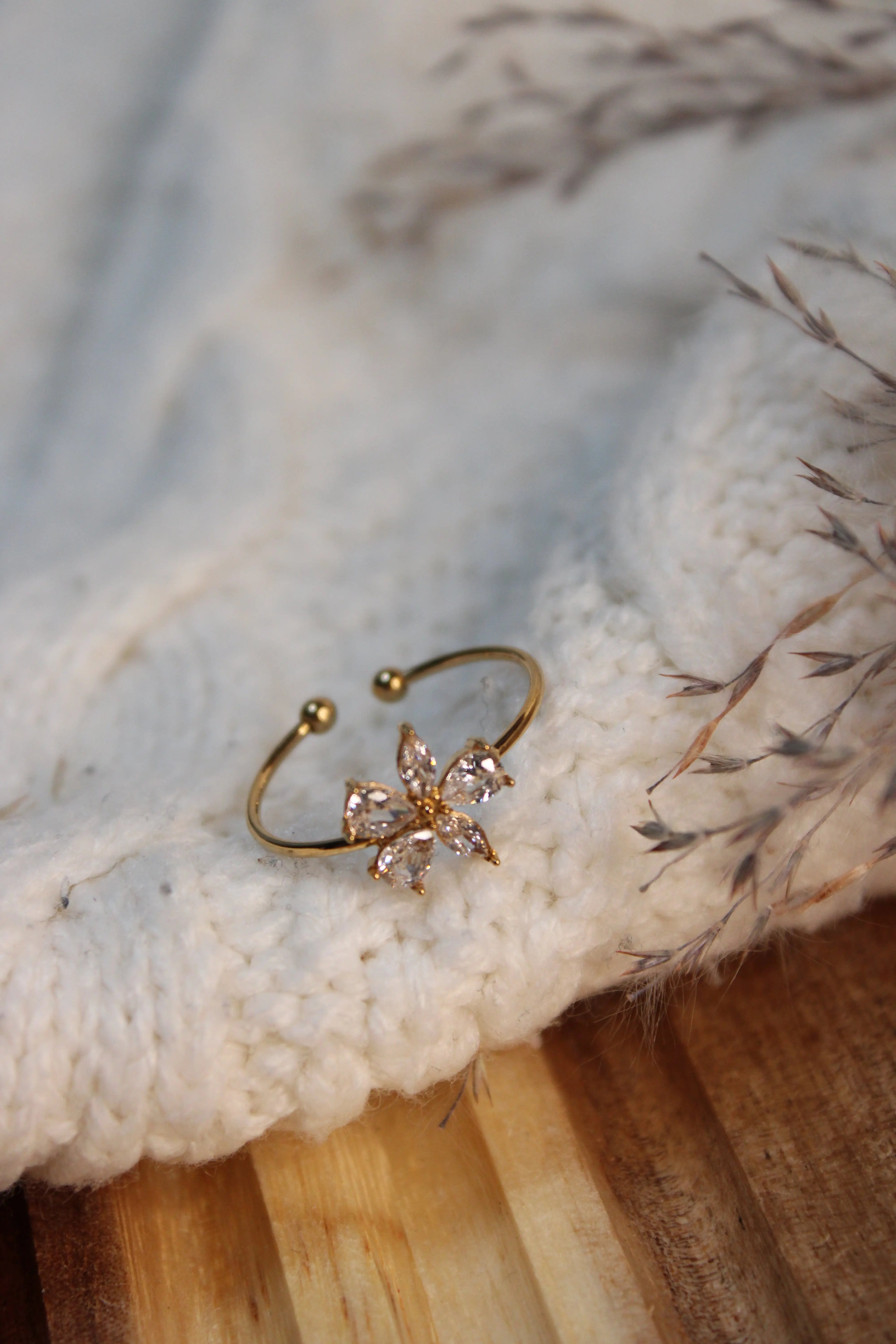 Bague LYLY Ajustable Acier Inoxydable Fleur Strass – Fini Or ou Argent - Les Créations De Loly