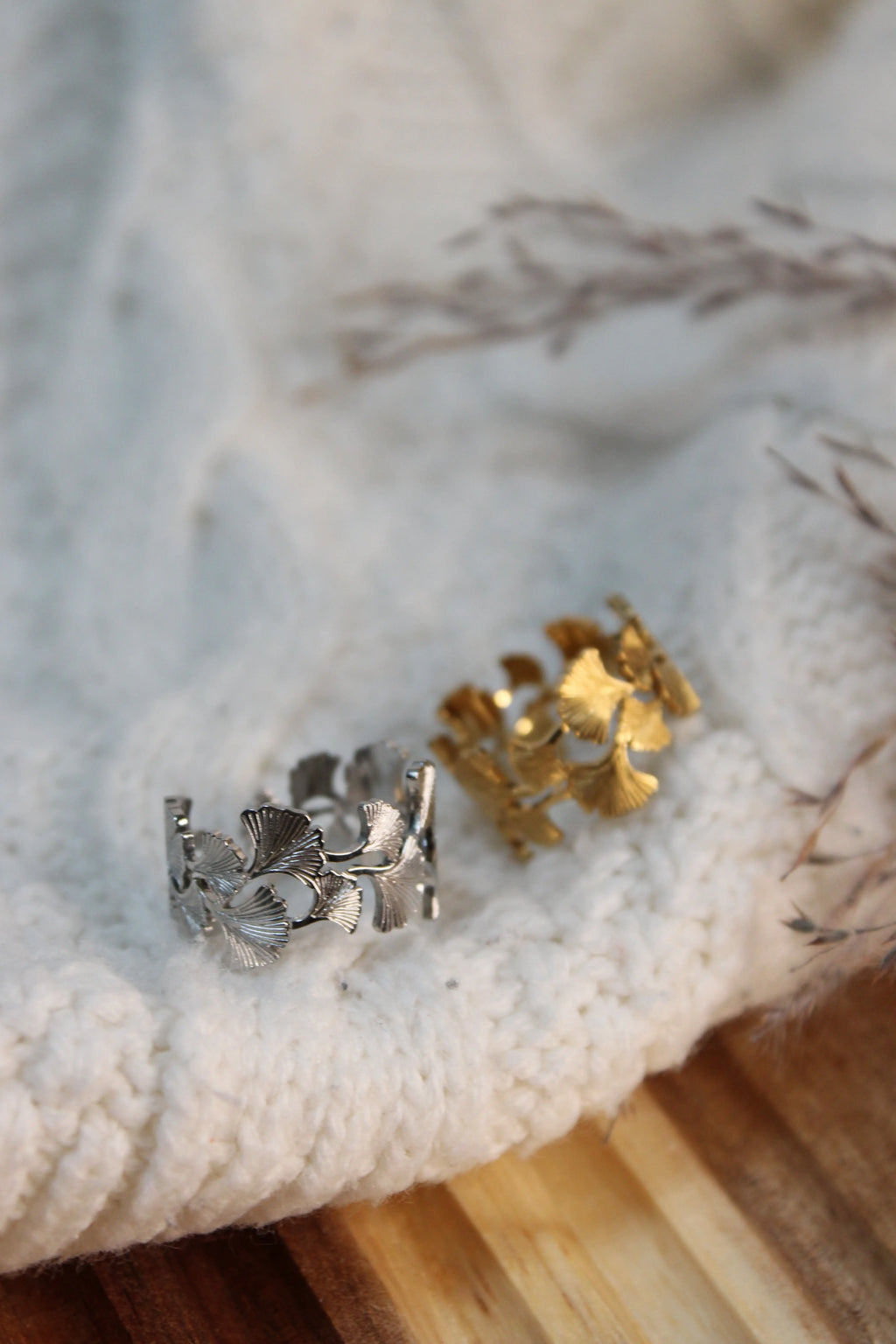 Bague FLORA Ajustable en Acier Inoxydable • Motif Fleur Stylisé • Fini Or ou Argent - Les Créations De Loly