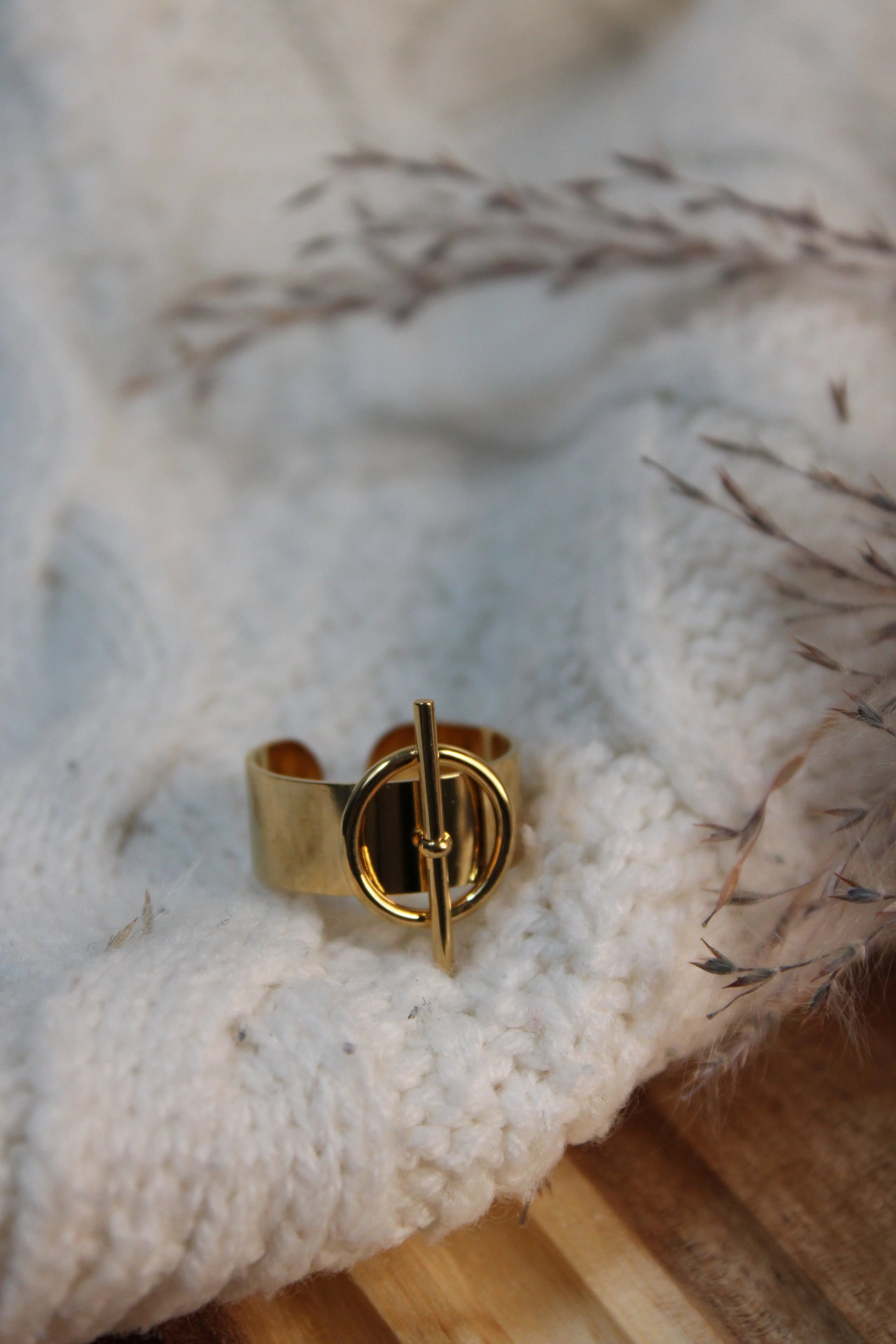 Bague MAËNA Ajustable en Acier Inoxydable • Anneau « barre & rond » • Fini Or ou Argent - Les Créations De Loly