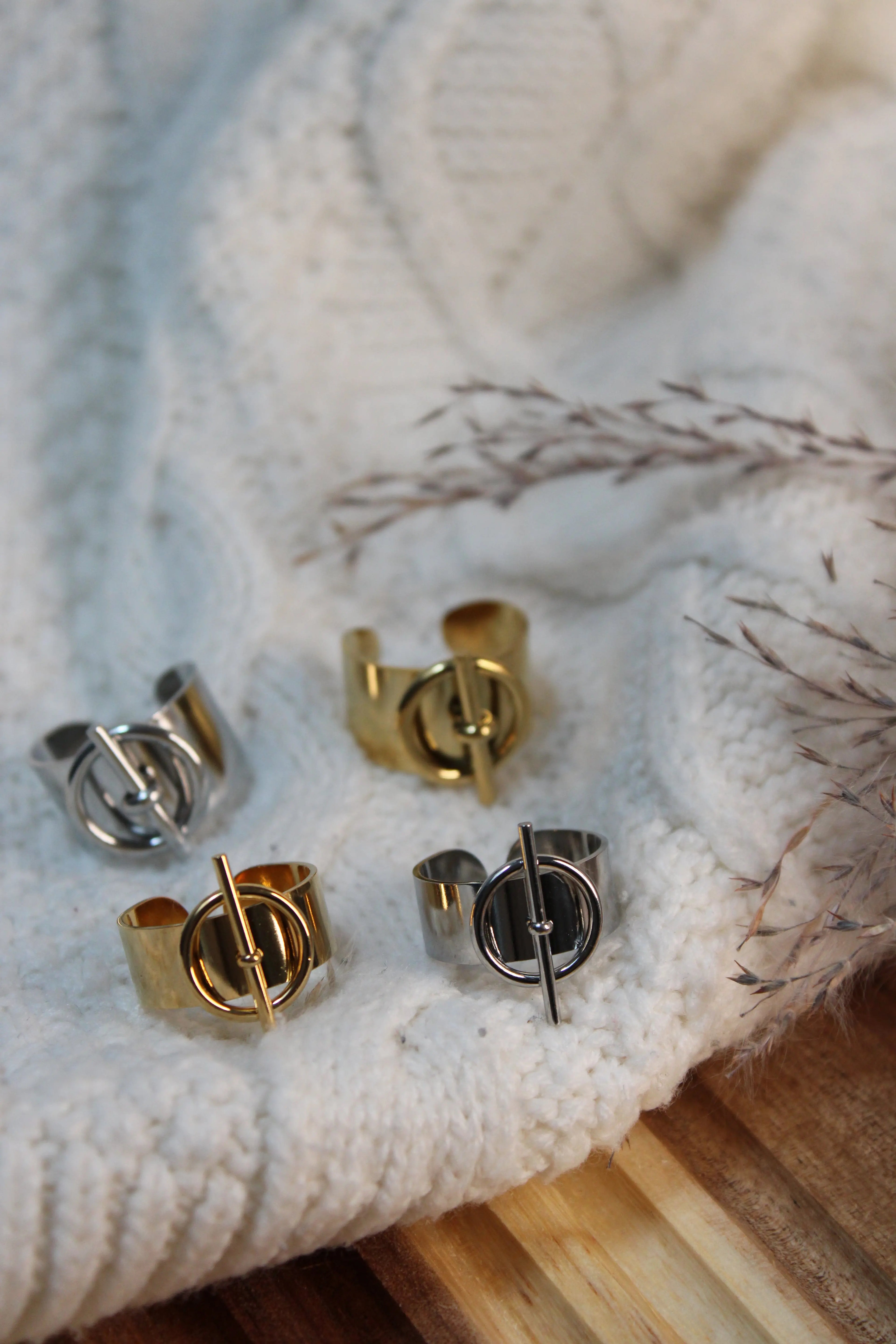 Bague MAËNA Ajustable en Acier Inoxydable • Anneau « barre & rond » • Fini Or ou Argent - Les Créations De Loly