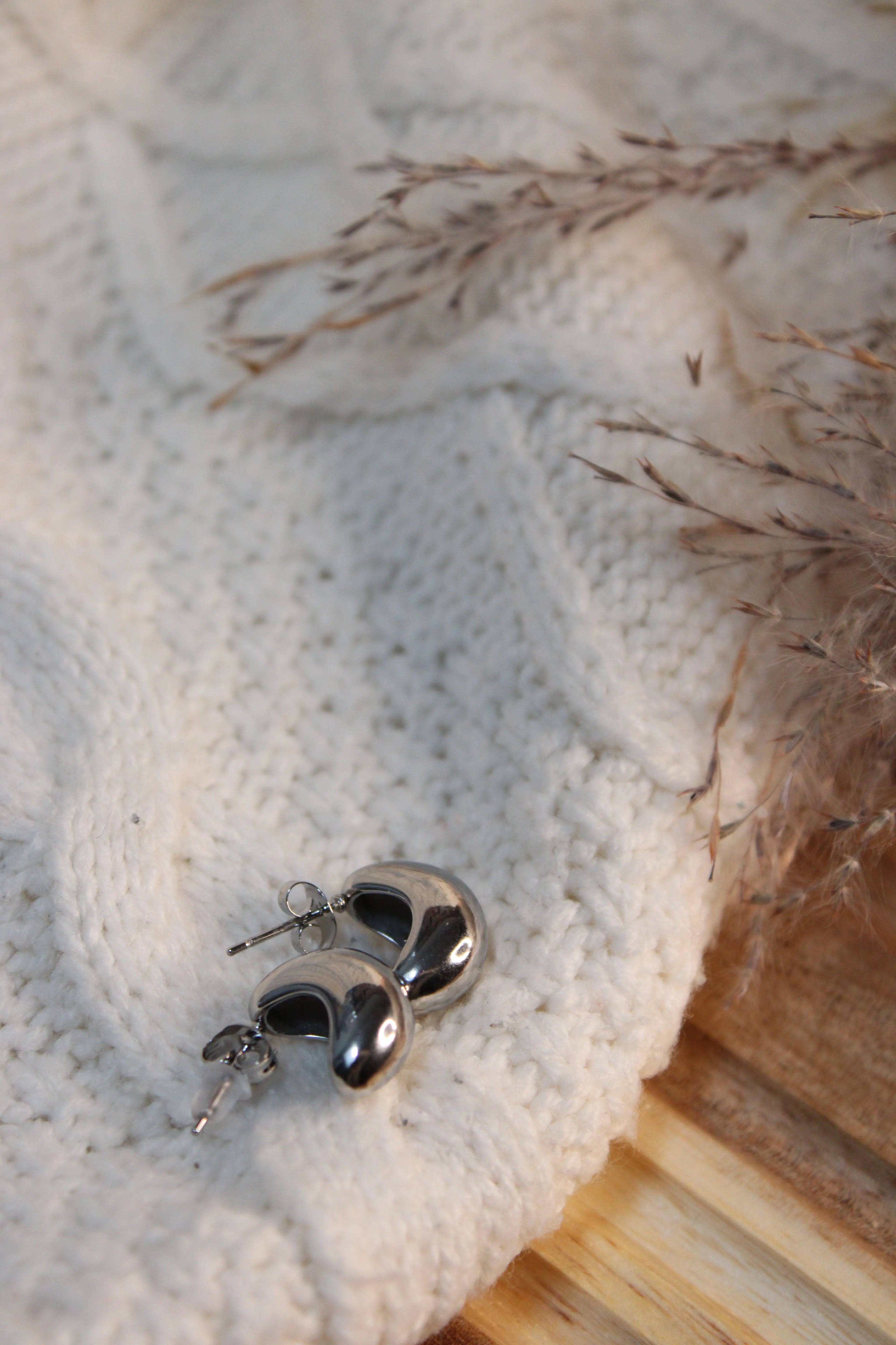 Boucles d’Oreilles Iconic en Acier Inoxydable • Fini Or ou Argent • Bijou Minimaliste Femme - Les Créations De Loly