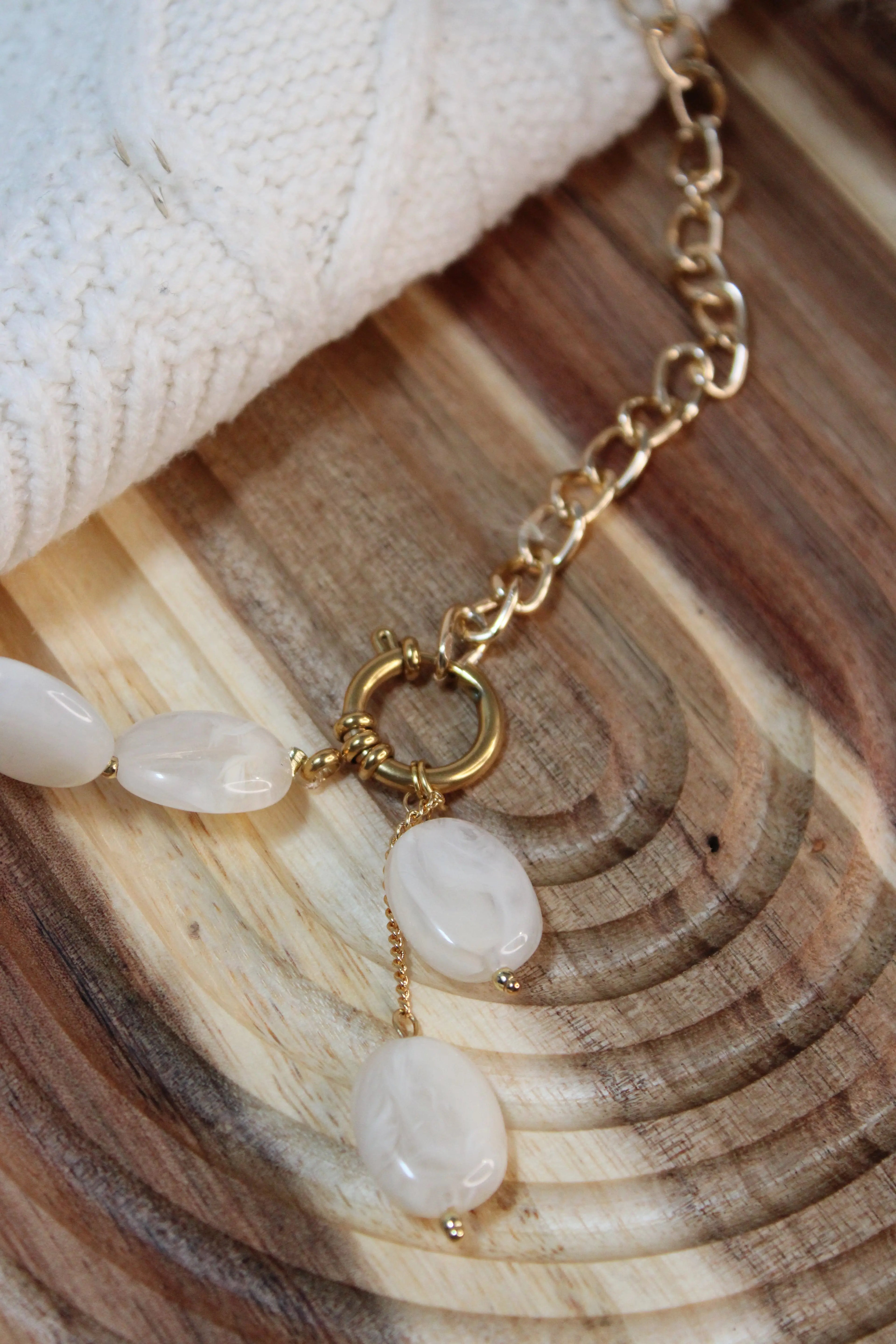 Collier AGATHE Acier Inoxydable Bi-Matière Perles Résine & Chaîne – Fermoir Bouée – Fini Or ou Argent - Les Créations De Loly