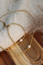 Parure CELINA Acier Inoxydable Perle d’Eau Douce Centrale & Perles Dorées ou Argentées – Collier & Bracelet – Fini Or ou Argent - Les Créations De Loly