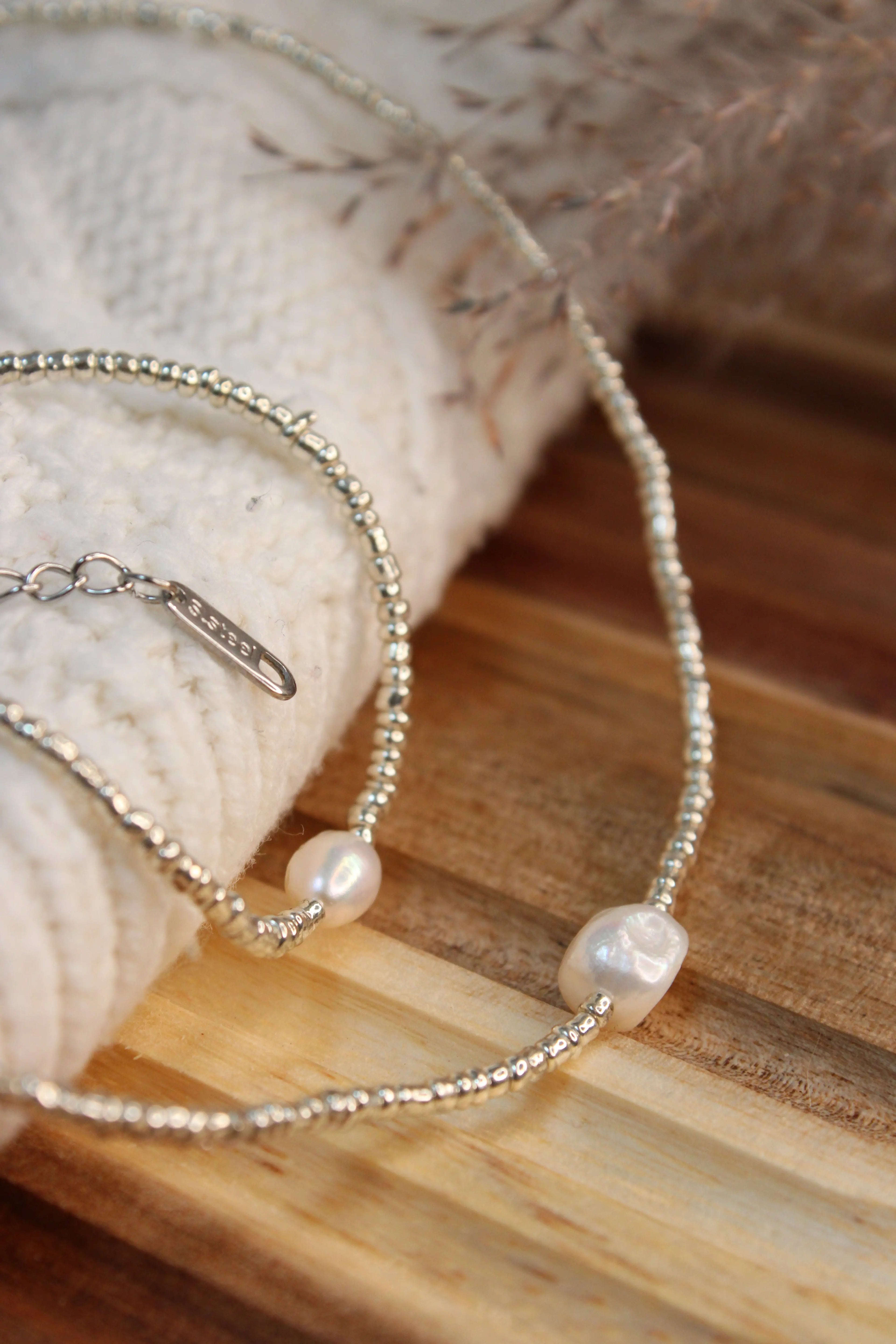 Parure CELINA Acier Inoxydable Perle d’Eau Douce Centrale & Perles Dorées ou Argentées – Collier & Bracelet – Fini Or ou Argent - Les Créations De Loly